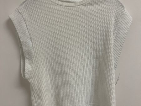 Top Sleeveless By Clothes Mentor In White, Size: M Online Hot Sale