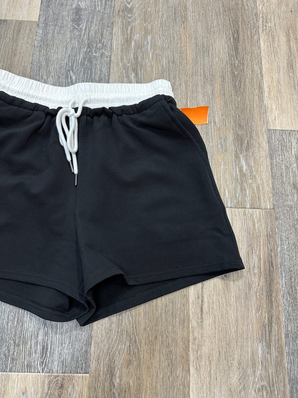 Shorts By Entro In Black, Size: S Online