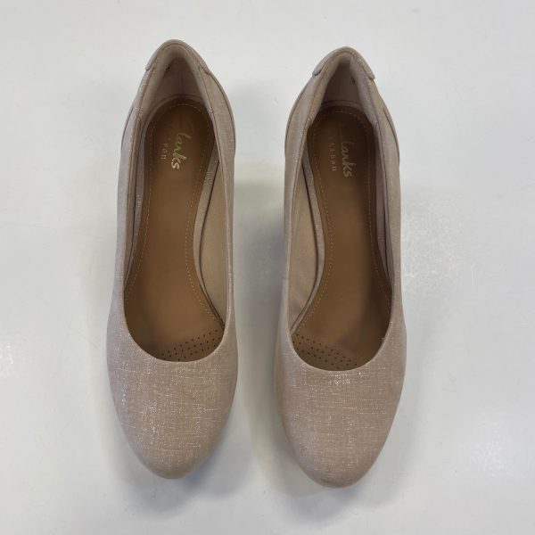 Shoes Heels Block By Clarks In Beige, Size: 6.5 For Sale