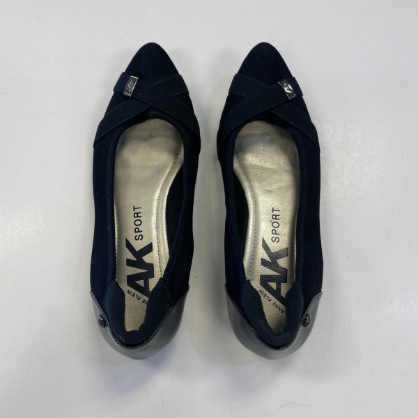 Shoes Flats By Anne Klein In Black, Size: 7 Sale